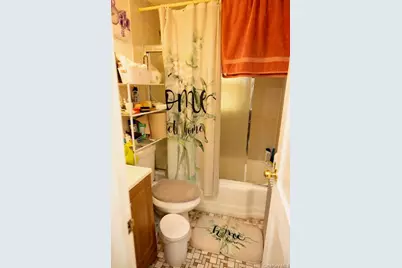 19 Frederick Avenue, Elmont, NY 11003 - Photo 7