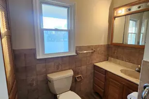 24 Poplar Pl, Bay Shore, NY 11706 - Photo 9