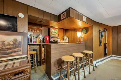 14 Urn Court, Brentwood, NY 11717 - Photo 17