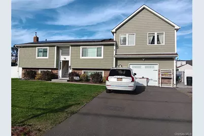 31 Essex Street, West Babylon, NY 11704 - Photo 1