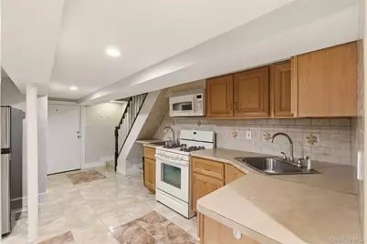 1316 43rd Street, Brooklyn, NY 11219 - Photo 23