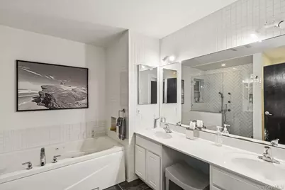 19 Walnut Avenue, East Quogue, NY 11942 - Photo 13