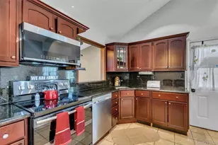 3495 Roanoke St, Seaford, NY 11783 - Photo 7