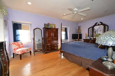 27 Wrana Street, Medford, NY 11763 - Photo 9