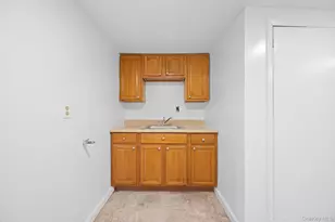 167-37 109th Rd, Jamaica, NY 11433 - Photo 17