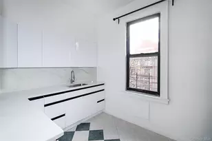 115-25 Metropolitan Ave, Kew Gardens, NY 11418 - Photo 7