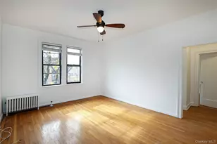 115-25 Metropolitan Ave, Kew Gardens, NY 11418 - Photo 13