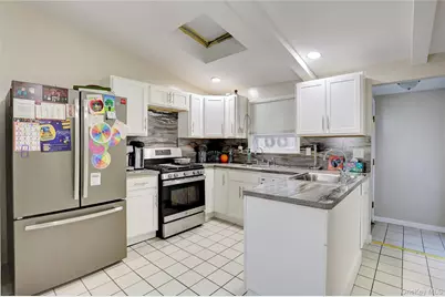 35 Regina Road, Monsey, NY 10952 - Photo 11