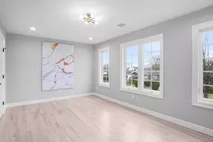 2268 Renfrew Ave, Elmont, NY 11003 - Photo 17