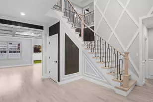 2268 Renfrew Ave, Elmont, NY 11003 - Photo 11