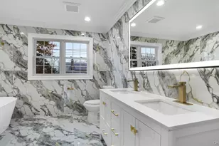 2268 Renfrew Ave, Elmont, NY 11003 - Photo 23