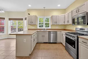 9 Exeter Cir, Beacon, NY 12508 - Photo 13