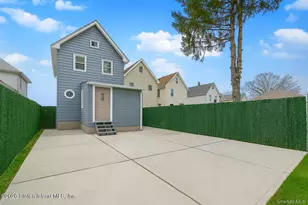13 Laforge Ave, New York, NY 10302 - Photo 29