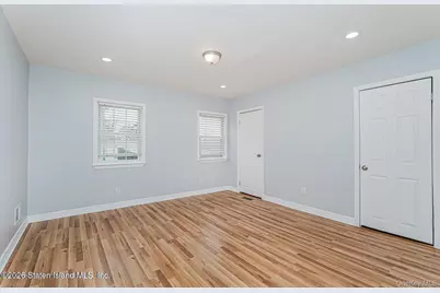 13 Laforge Ave, New York, NY 10302 - Photo 13