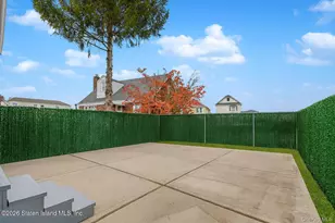 13 Laforge Ave, New York, NY 10302 - Photo 31