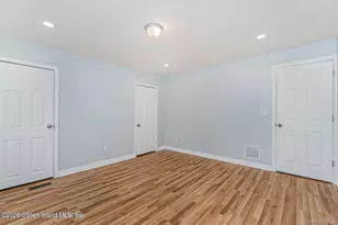 13 Laforge Ave, New York, NY 10302 - Photo 19