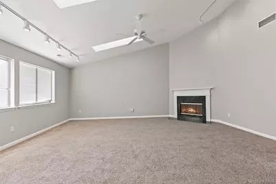 227 Panorama Court, Poughkeepsie, NY 12603 - Photo 5