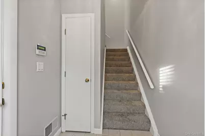 227 Panorama Court, Poughkeepsie, NY 12603 - Photo 19