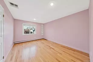 10 Cori Ln, Bohemia, NY 11716 - Photo 33