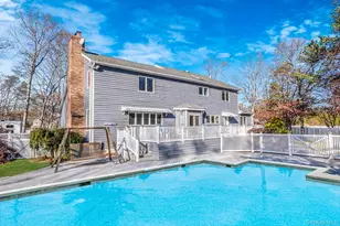 10 Cori Ln, Bohemia, NY 11716 - Photo 13