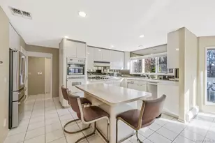 10 Cori Ln, Bohemia, NY 11716 - Photo 21