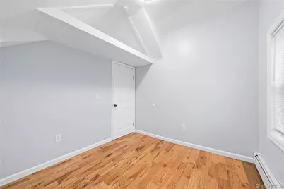 36 W 19th Street, Huntington Station, NY 11746 - Photo 17