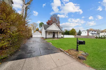 36 W 19th Street, Huntington Station, NY 11746 - Photo 37