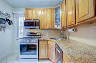 77-14 113th St, Forest Hills, NY 11375 - Photo 19