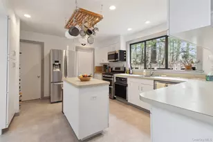 49 Twin Lakes Rd, South Salem, NY 10590 - Photo 11