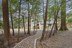 49 Twin Lakes Rd, South Salem, NY 10590 - Photo 17