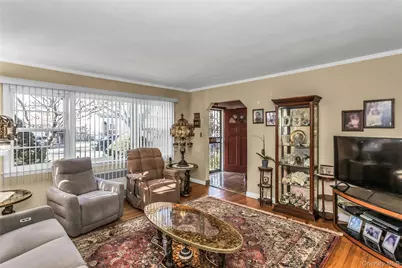 78-37 267th Street, Glen Oaks, NY 11004 - Photo 5