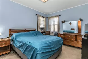 78-37 267th St, Glen Oaks, NY 11004 - Photo 15