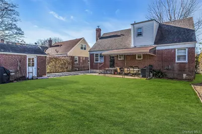 78-37 267th Street, Glen Oaks, NY 11004 - Photo 23