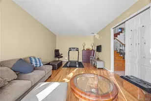 7 Bittersweet Ln, Center Moriches, NY 11934 - Photo 9