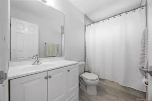 7 Bittersweet Ln, Center Moriches, NY 11934 - Photo 31