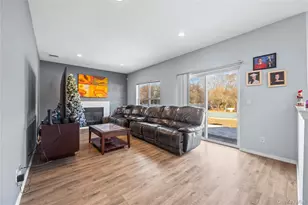 7 Bittersweet Ln, Center Moriches, NY 11934 - Photo 19