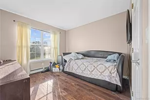 7 Bittersweet Ln, Center Moriches, NY 11934 - Photo 29