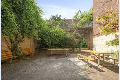 67-30 Clyde Street #6W, Forest Hills, NY 11375 - Photo 31