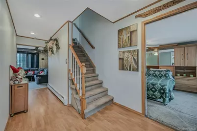 66 Rosemary Place, East Islip, NY 11730 - Photo 5