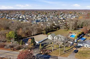 2011 Orinoco Dr, West Islip, NY 11795 - Photo 37