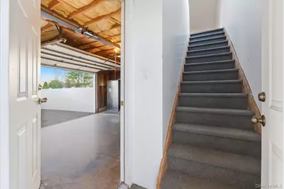 2011 Orinoco Drive, West Islip, NY 11795 - Photo 7