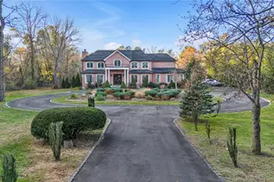 109 Wheatley Rd, Brookville, NY 11545 - Photo 41