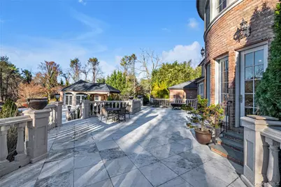 109 Wheatley Road, Brookville, NY 11545 - Photo 45