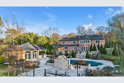 109 Wheatley Road, Brookville, NY 11545 - Photo 9