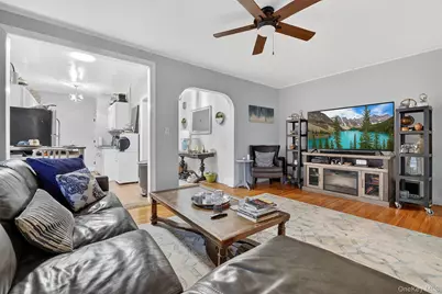 475 Bronx River Road #2D, Yonkers, NY 10704 - Photo 9