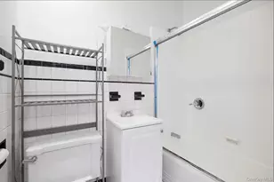 71-52 68th St, Glendale, NY 11385 - Photo 7