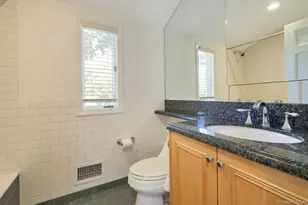 81 Round Hill Rd, East Hills, NY 11577 - Photo 17