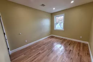 240-02 147th Rd, Rosedale, NY 11422 - Photo 9