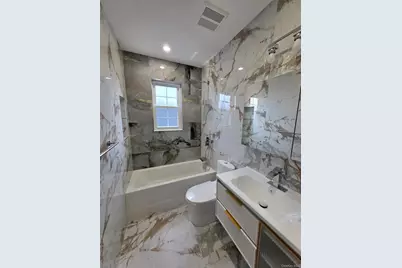 24002 147th Road, Rosedale, NY 11422 - Photo 11