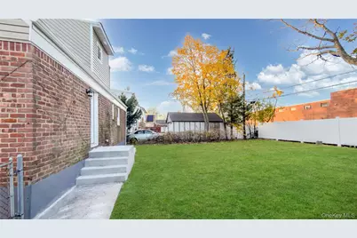 15 Circle Drive, Hempstead, NY 11550 - Photo 45